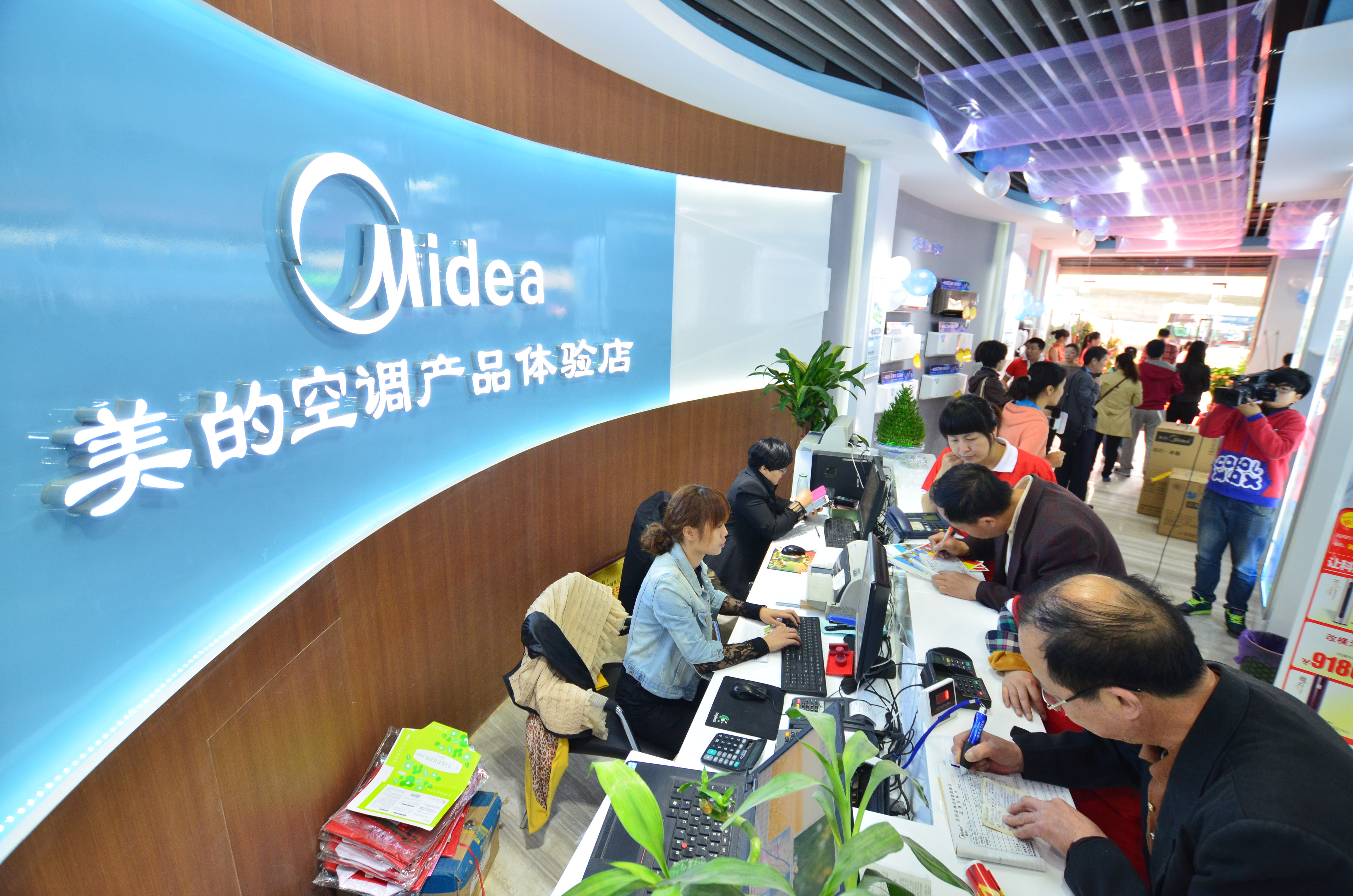 ���Ŀ��{(di��o)���۽����M(f��i)��ʹ�Ãrֵ����(ji��n)�־�Ʒ��(zh��n)�Բ��ӓu